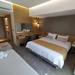 Minoa ホテル 3*