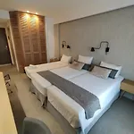 Ξενοδοχείο Minoa 3*