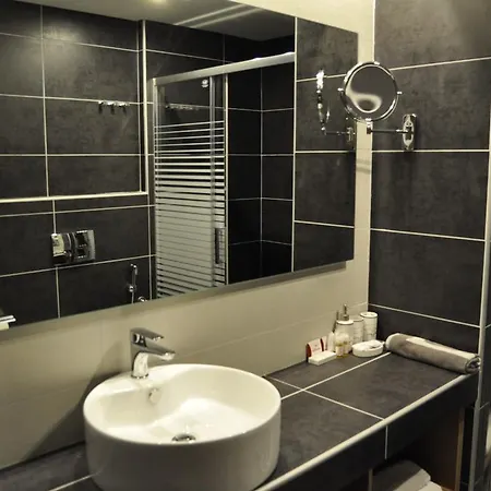 Hotel Minoa 3*