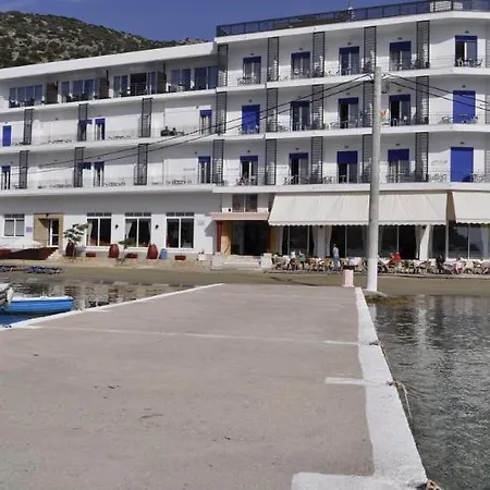 Minoa Hotel 3*