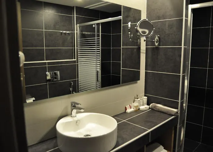 Hotel Minoa 3*