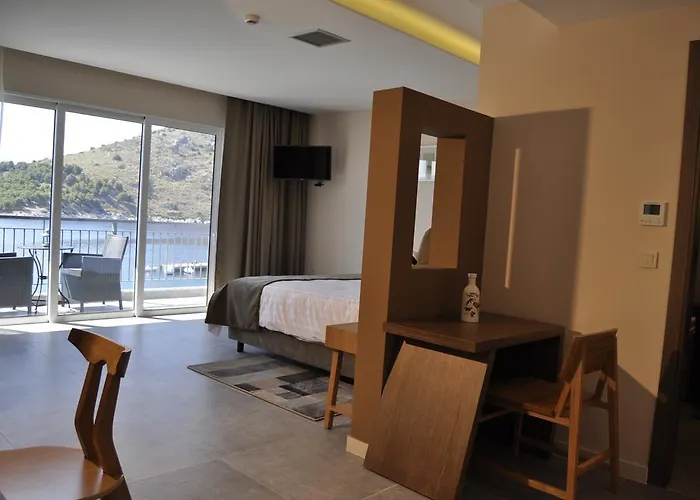 Hotel Minoa Tolón