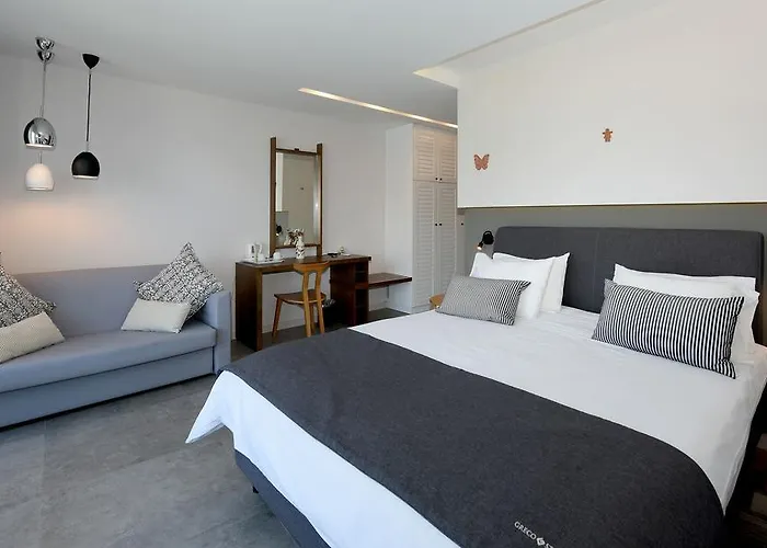 Hotel Minoa 3*